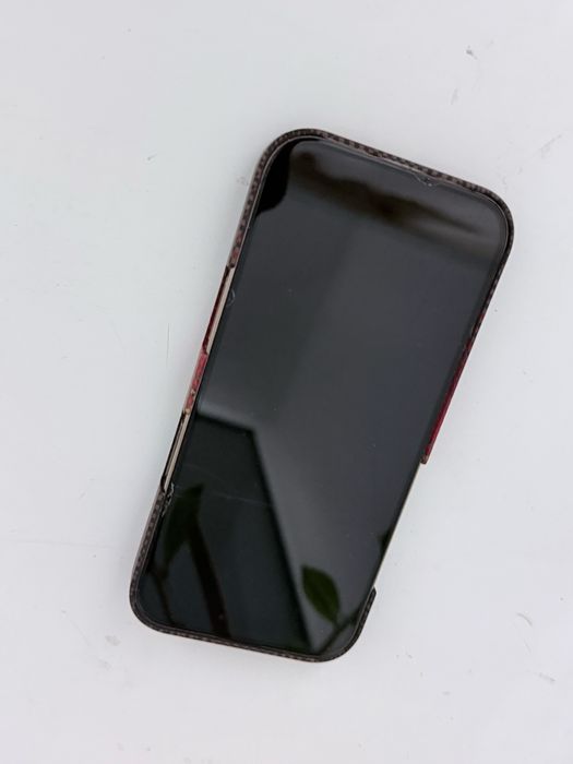 Iphone 16pro  gold 256gb  обмен доплата на 17 pro