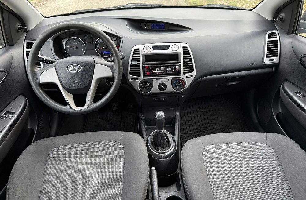 Hyundai i20 4 USI 08/2012 1.4 DIESEL 75 CP EURO5 CLIMATIZARE Adus acum