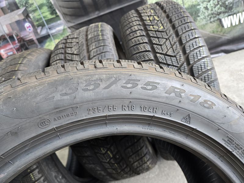 235/55/18 PIRELLI 4бр