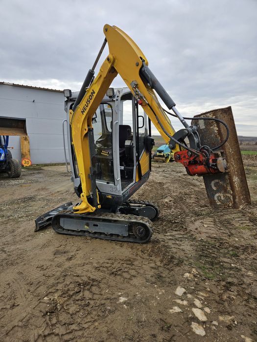 Miniexcavator neuson powertilt