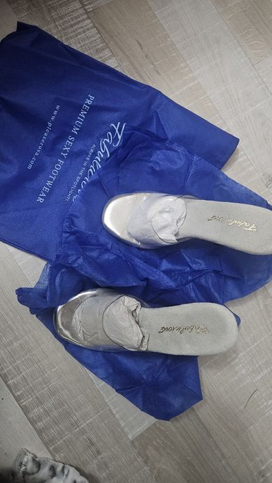 Pantofi competiție Bikini noi