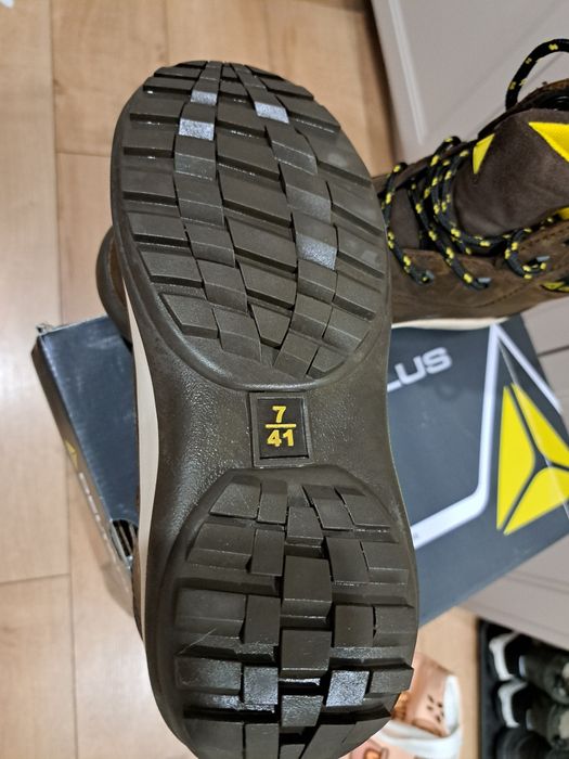 Спец обувь. Спецобувь.