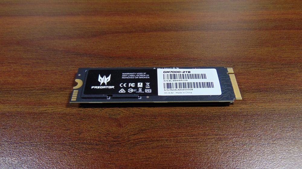 SSD 2TB nvme 7400MB/s Acer Predator MG7000 nou