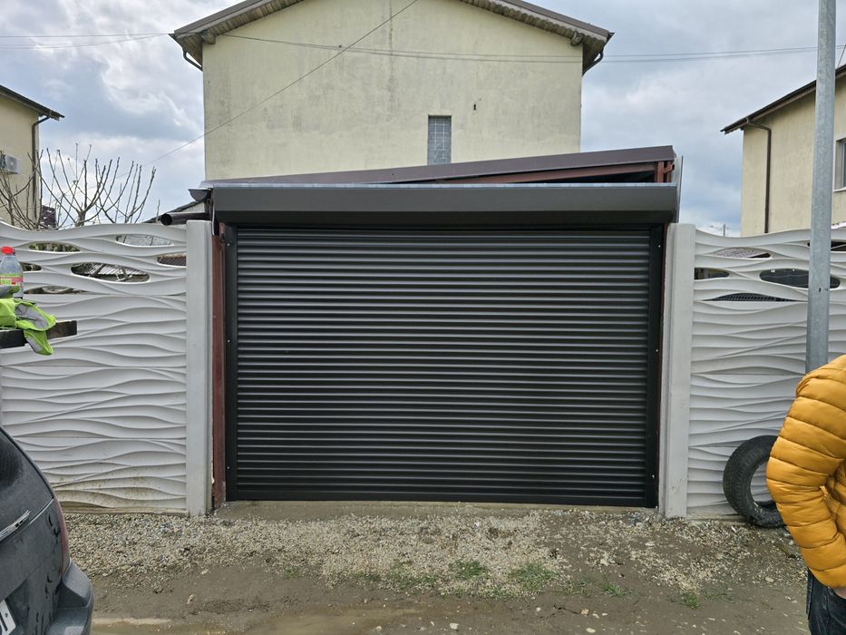 usi RULOU  garaj din aluminiu