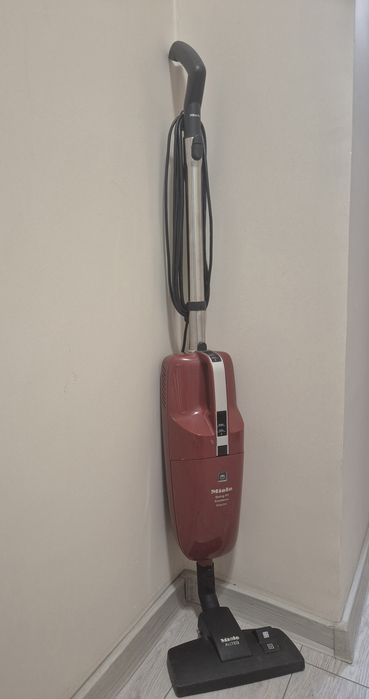Miele Swing H1 като нова!