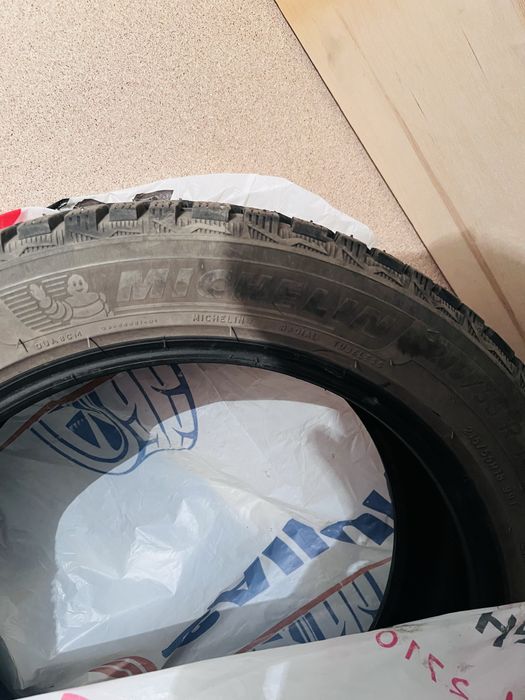 Продам шины MICHELIN R18