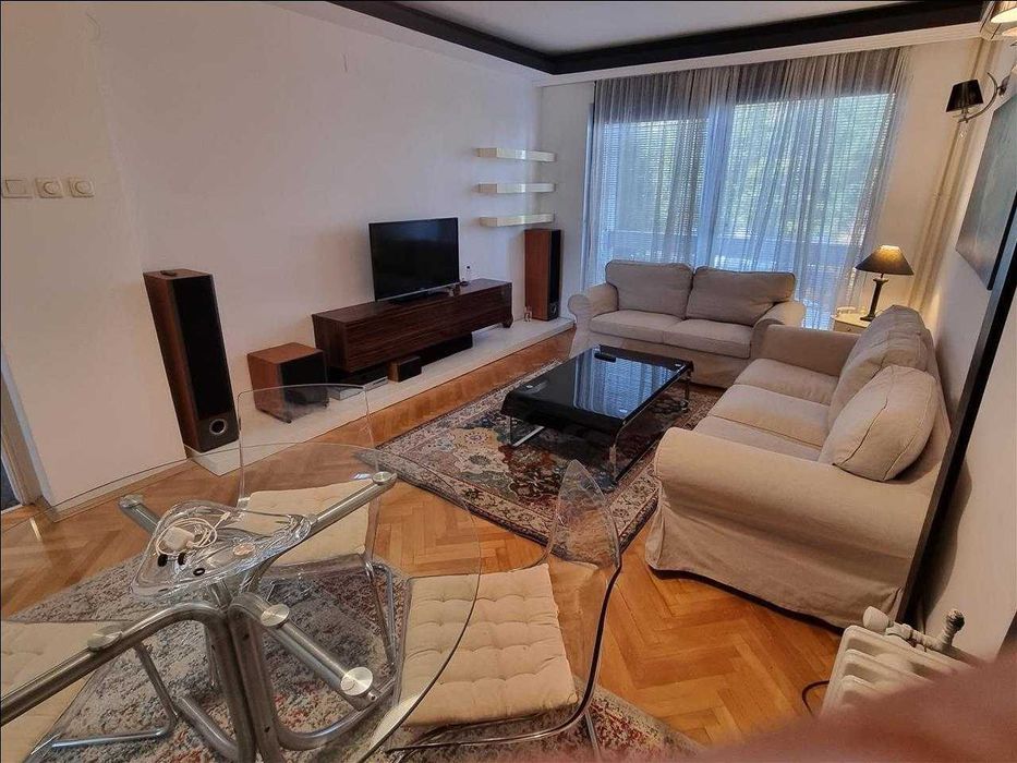 Дава се под наем Тристаен апартамент в Пловдив, Кючук Париж - 71 кв.м за 341.7 € - Снимка #2