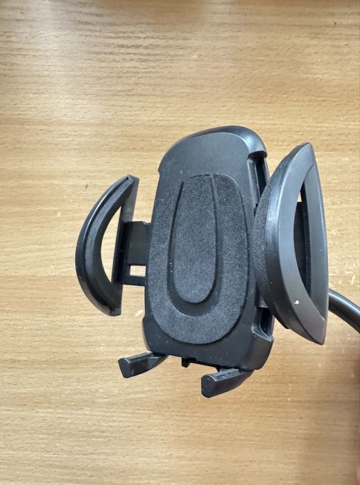 Стойка за телефон за кола