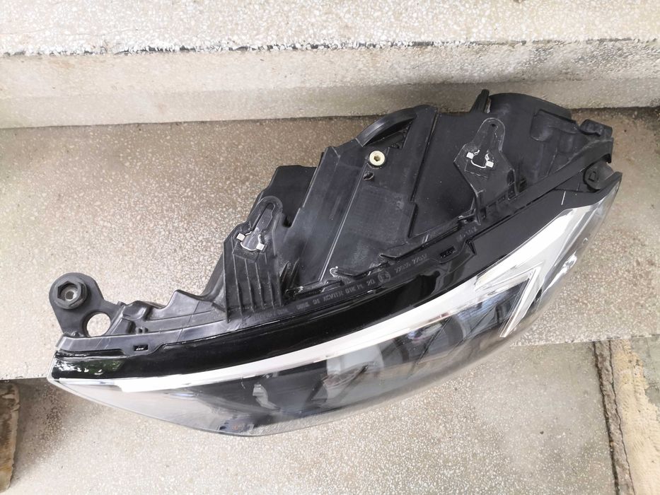 Фарове Audi A1 FULL LED/Фарове Ауди А1/Фар Audi A1 Оригинални