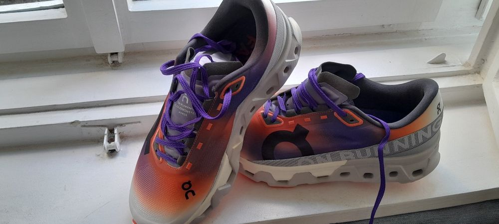 Ghete On cloud nu Columbia nu Quechua