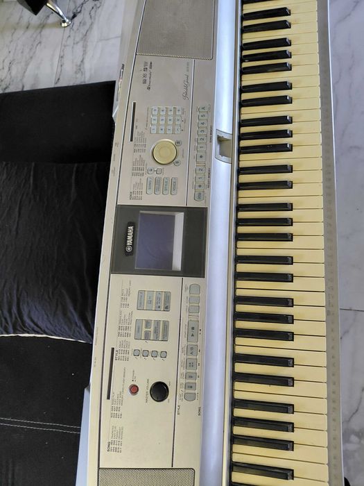 Синтезатор YAMAHA