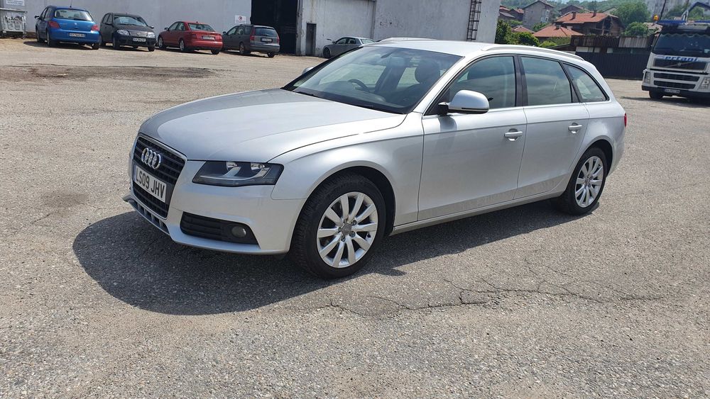 АУДИ А-4 2.0 TDI 143 k.c.2010 г НА ЧАСТИ.