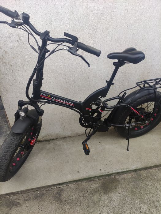 De vînzare cada sistem coltar plus bicicleta ,