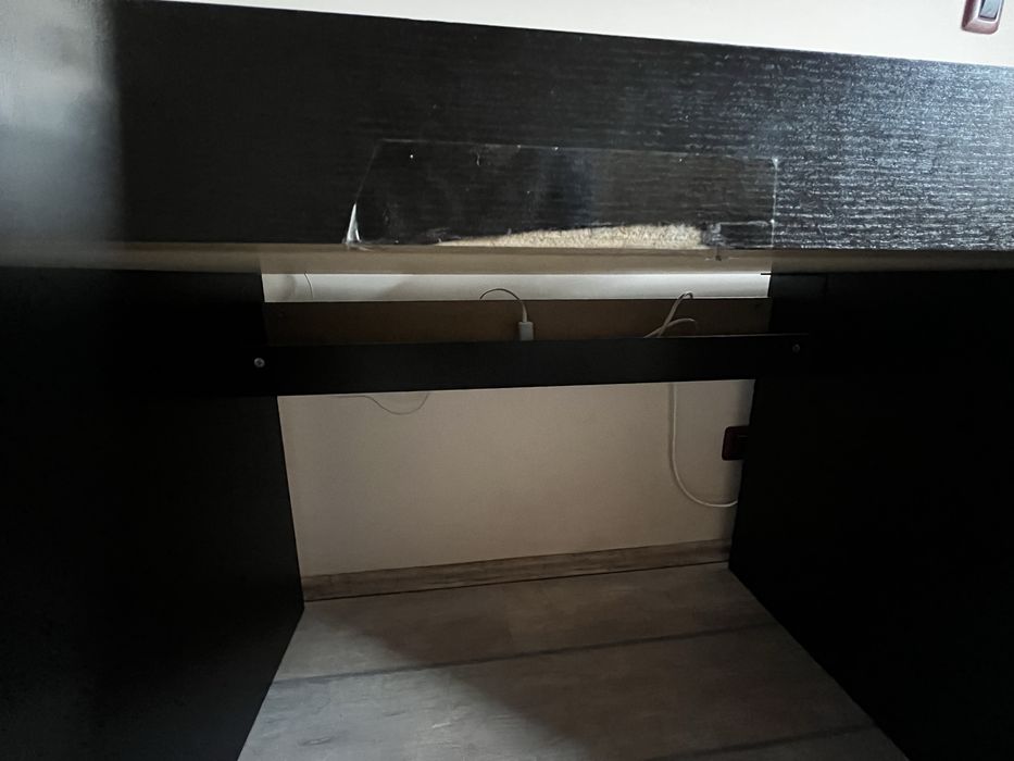 Черно бюро от икеа