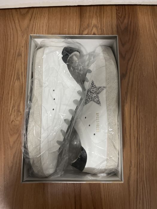 Кроссовки golden goose