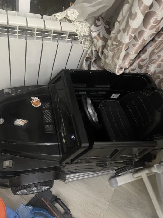 Продам машину на пульте