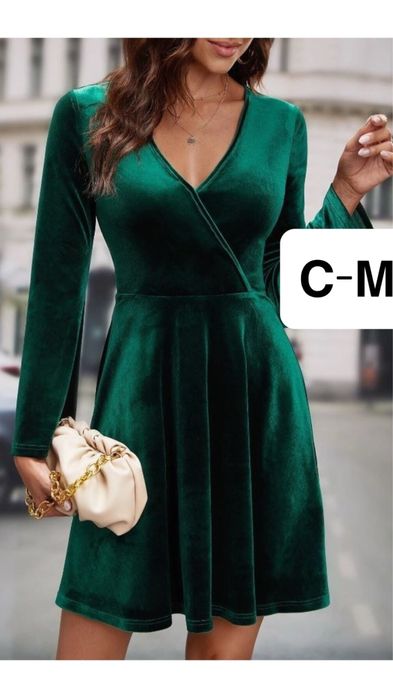 Зелена кадифена рокля/зимна рокля