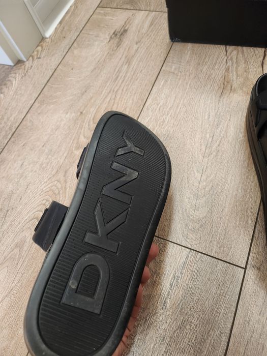DKNY чехли на плотформа