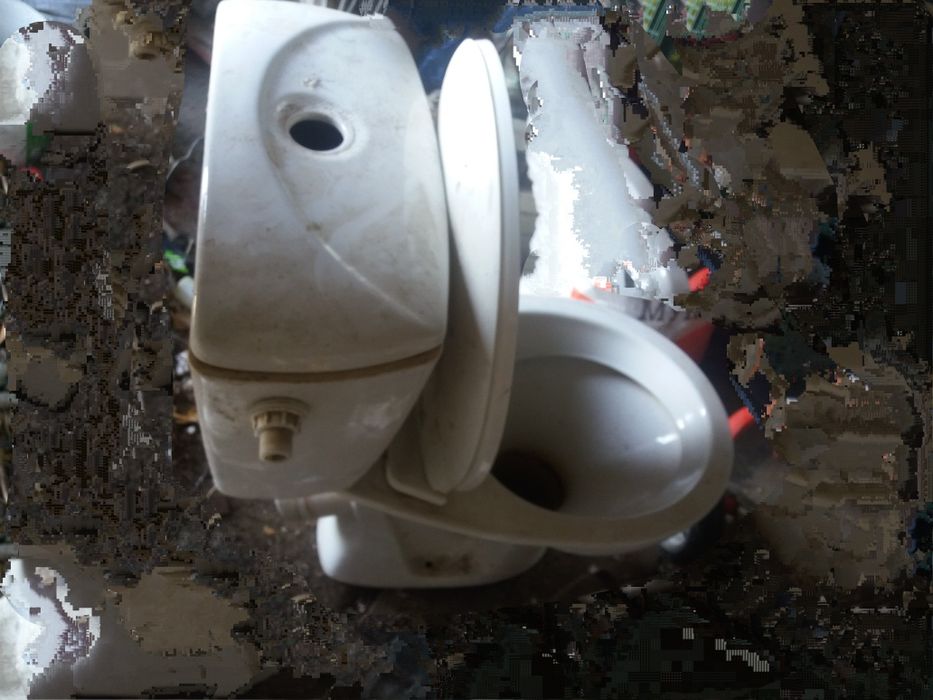 продам б.у унитаз 15000тг.