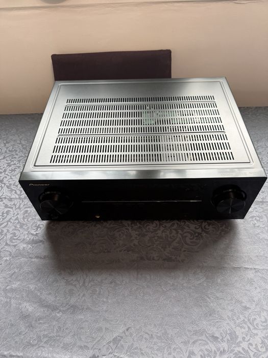 К-кт ресийвър Pioneer VSX 421 K + колони Dali Concept 2