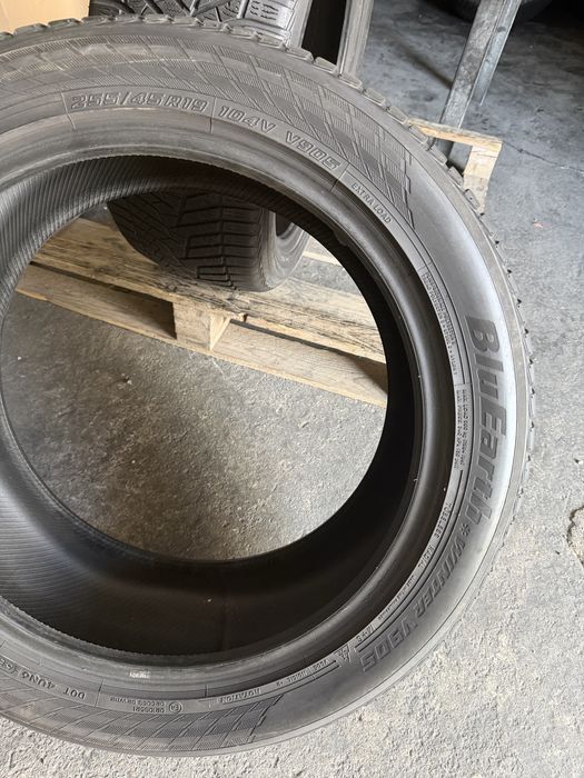2 anvelope iarna 255/45/19 Yokohama 5.5 mm!