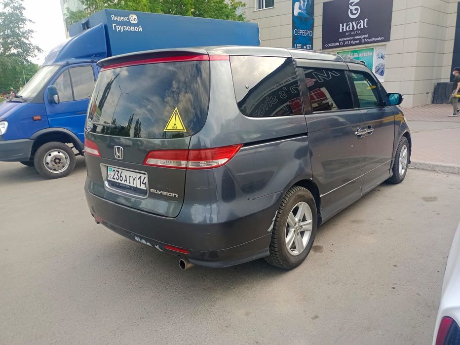 Продам надёжный минивэн