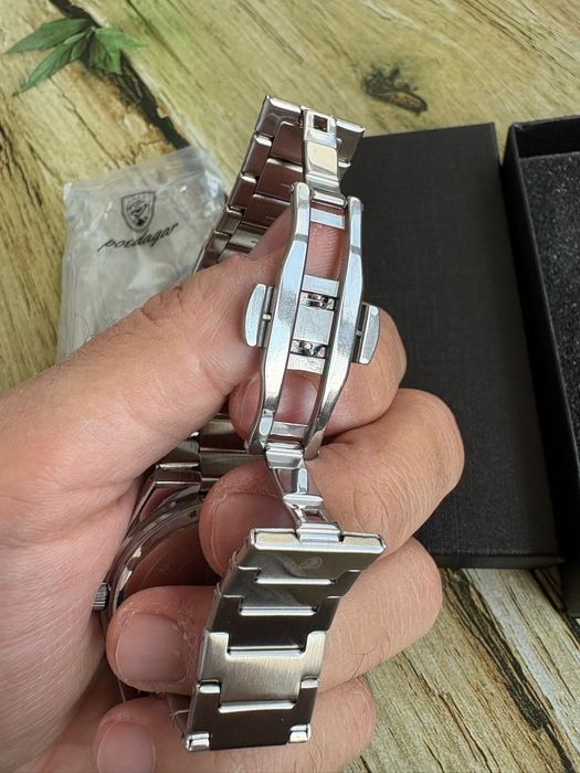 Часовник Poedagar