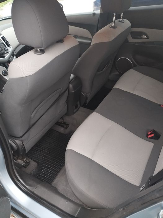 Chevrolet Cruze бензин/газ