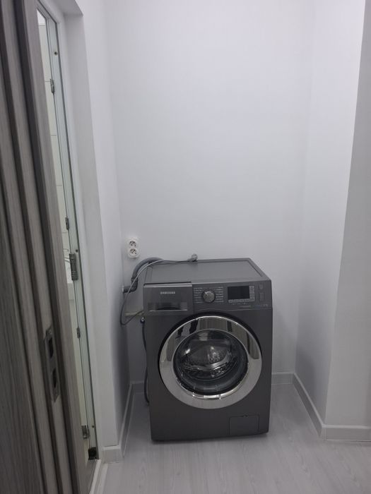 Inchiriez garsoniera pe termen lung / zona vest