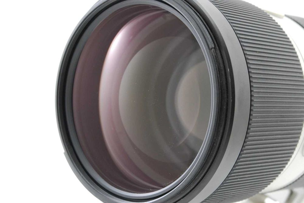 Sony FE 70-200mm F/2.8 GM OSS