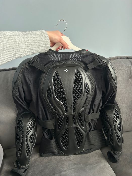 Протекторна жилетка BIONIC - ALPINESTARS - M