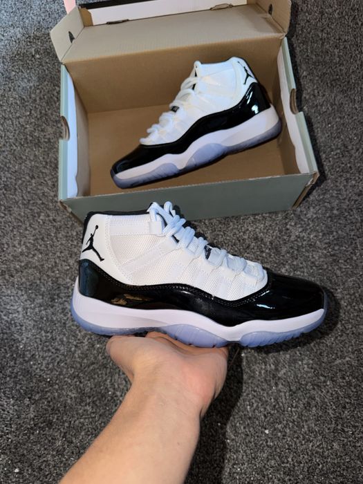 Air Jordan 11 (40-45)