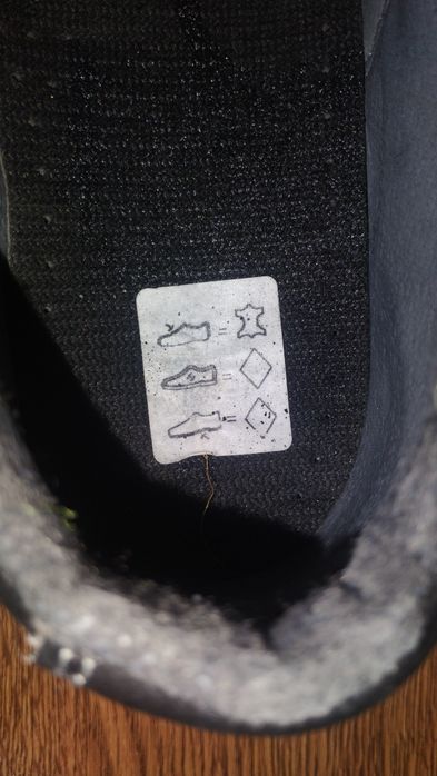 adidași Astra din piele marimea 38