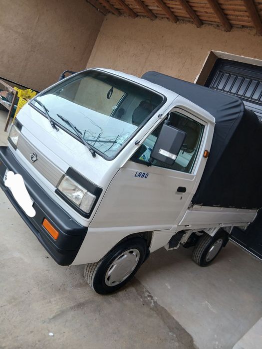 Srochna sotiladi xolati zoʻr tent qilingan