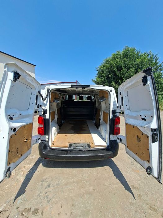 Продавам Citroen Jumpy 2.0 BlueHDi 122к.с. 2017г.
