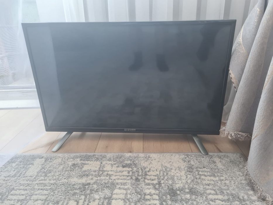 Продам телевизор
