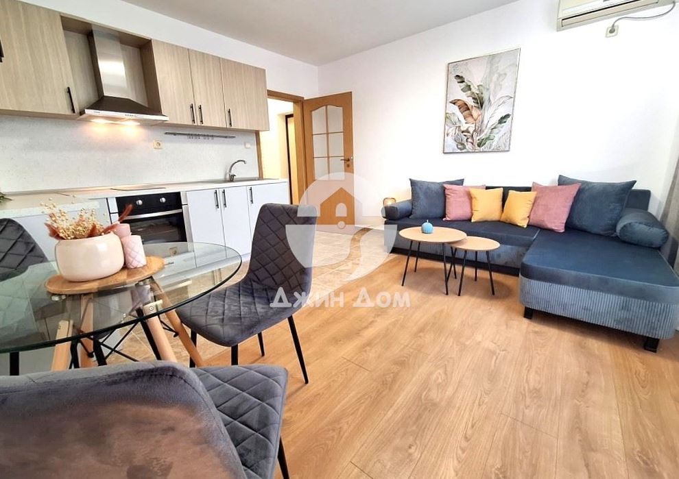 Продава се Двустаен апартамент в Бургас, Сарафово - 47 кв.м за 1679 €/кв.м - Снимка #1