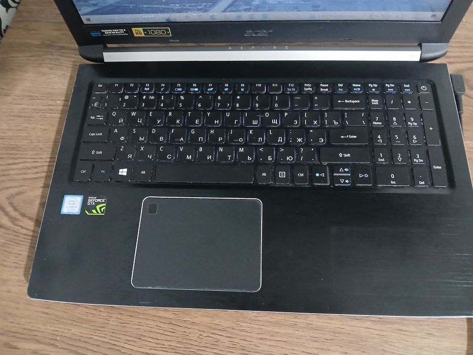 16gb/gtx 1050ti/ intel i5 Acer