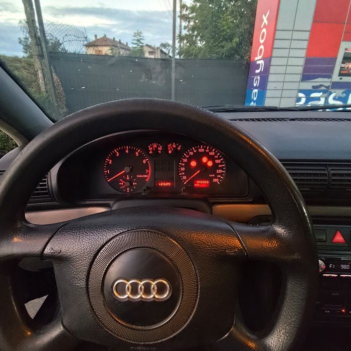 AUDI A4 1999 — imagine 3