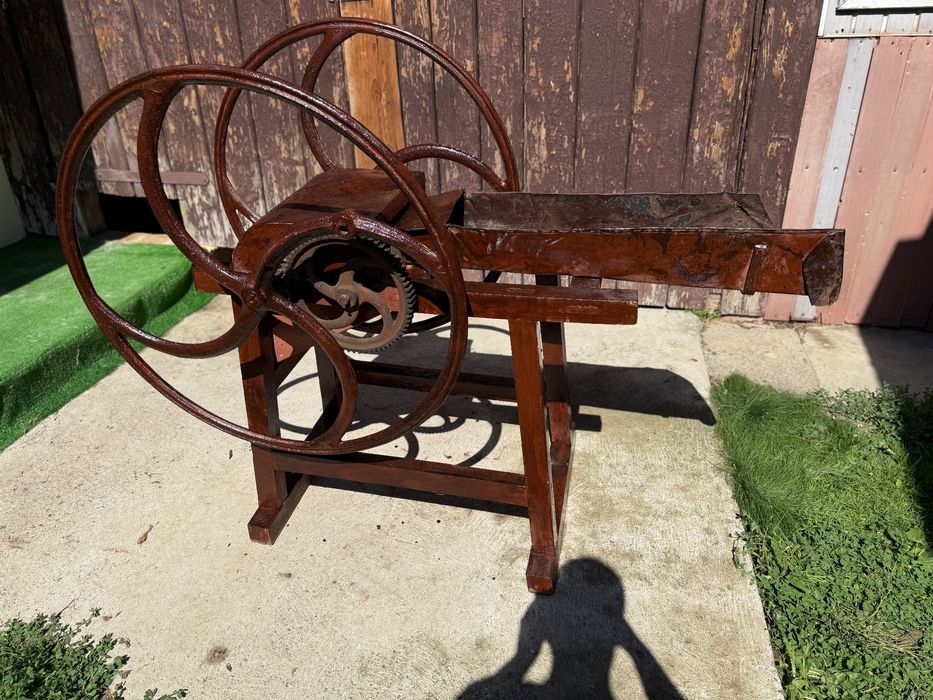 Sisca manuală de vânzare