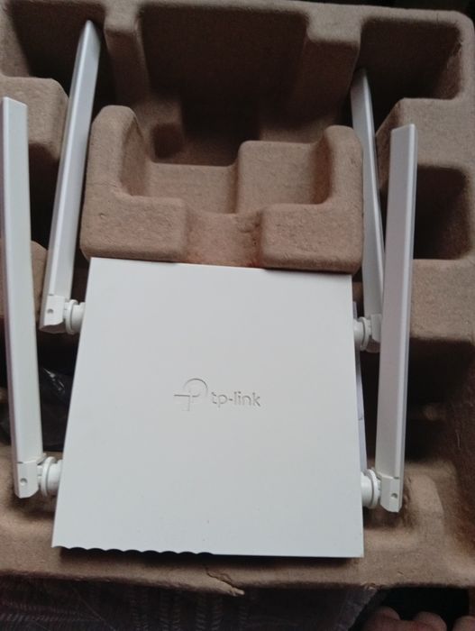 Продаю роутар tp-link c24