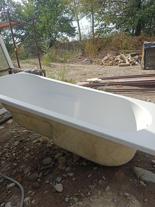 Продам  ванну 170 см
