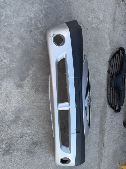 Bara fata dacia logan