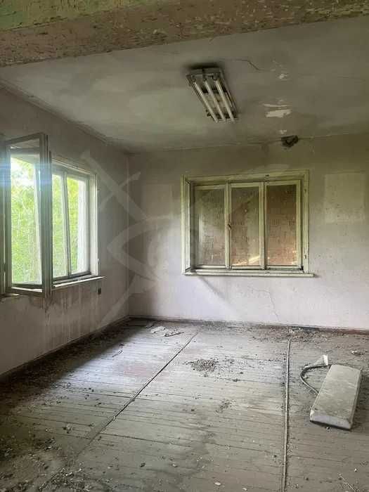 Продава се Къща в с. Гранит, Област Стара Загора - 400 кв.м за 105 €/кв.м - Снимка #6