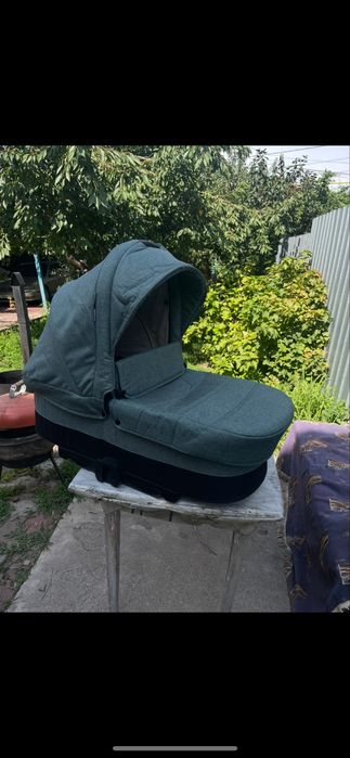 Срочно продам коляску