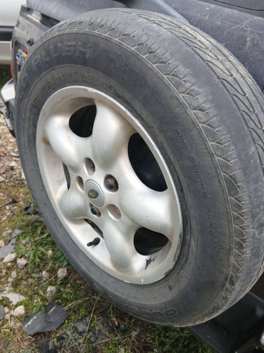 Резервна гума Land Rover Freelander 5x114,3 R16