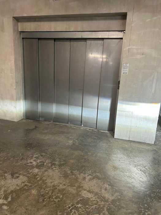 Дава се под наем Гараж / Паркомясто в София, Център - 19 кв.м за 76.5 € - Снимка #1