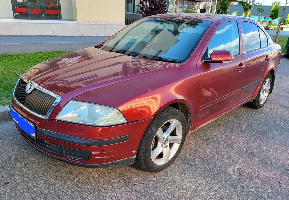 Faruri , portiera haion Oglinzi Skoda Octavia 2, 2004-2012