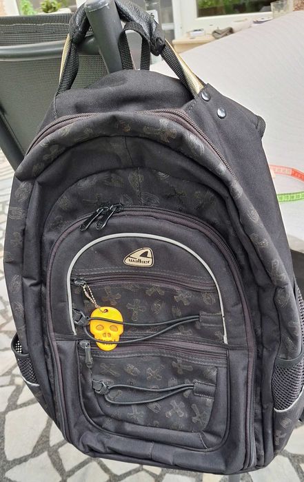 Раница Walker, подходяща и за компютър