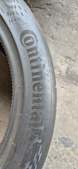 4 anvelope vara,fata Continental 275/40/20,spate Michelin 315/35/20.Pretul este pe bucata.